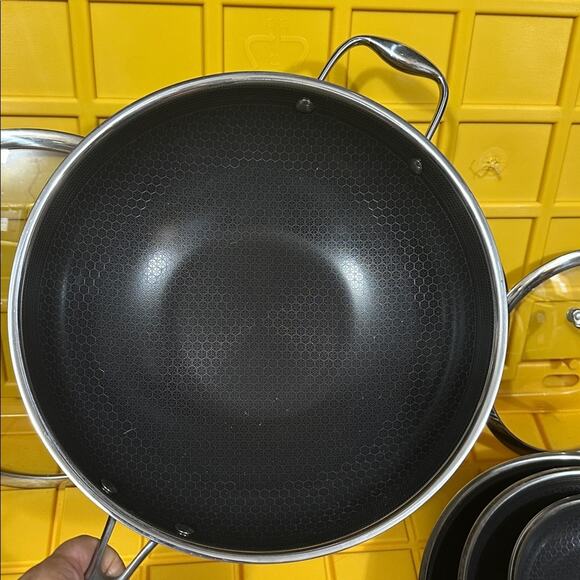 HEXCLAD 7 Piece Nonstick Stainless Steel Frying Pan Set 8 10 12" Lids Wok M $600 - Picture 3 of 10